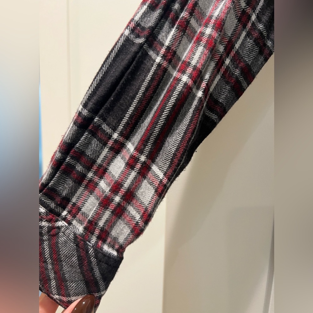 Rails Hunter Button Down Flannel - image 4